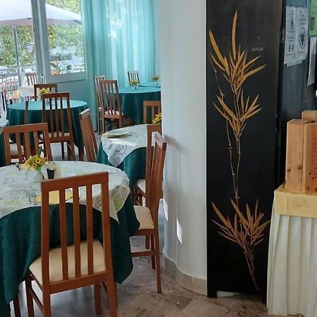 Hotel Santini Rimini Esterno foto