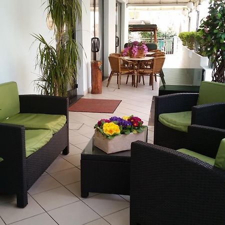 Hotel Santini Rimini Esterno foto