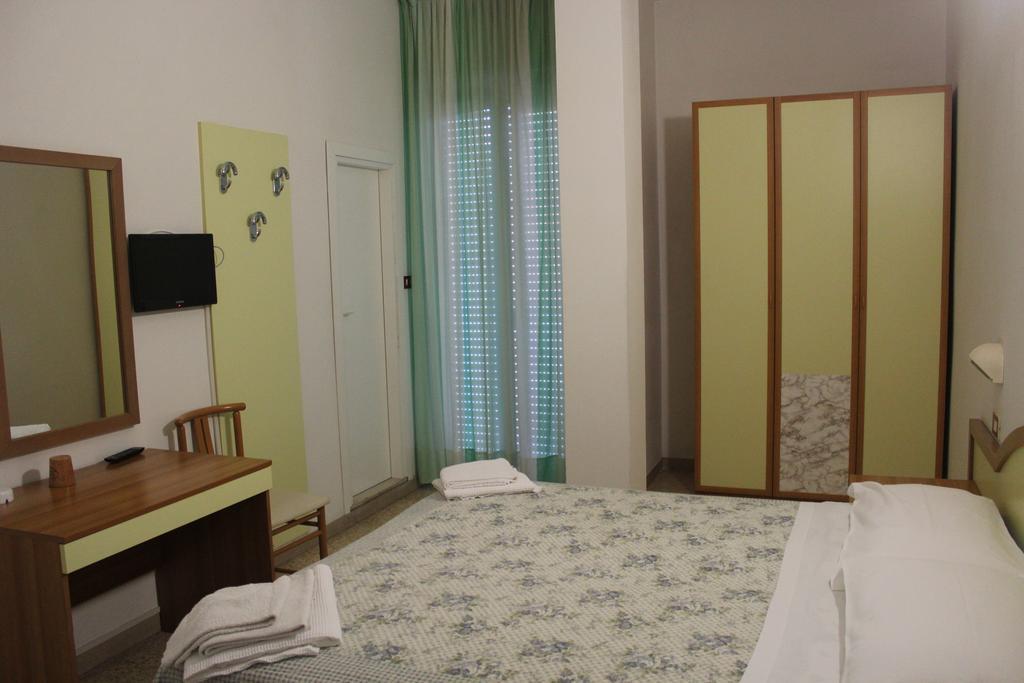 Hotel Santini Rimini Esterno foto