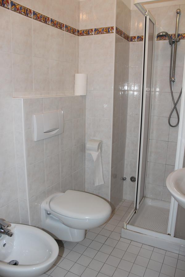 Hotel Santini Rimini Camera foto